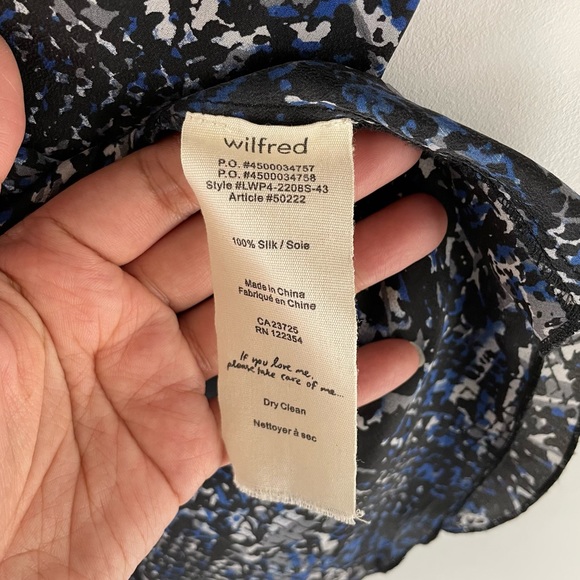 Wilfred Nostalgia 100% Silk V-neck Camisole, size XS, EUC - Picture 4 of 4